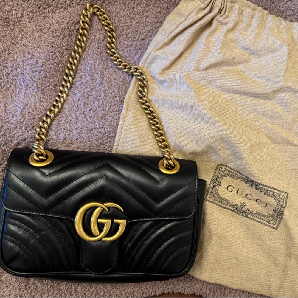 Gucci GG marmont small shoulder bag